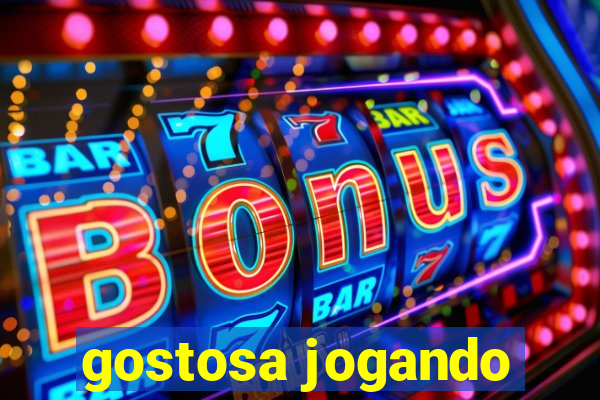 gostosa jogando